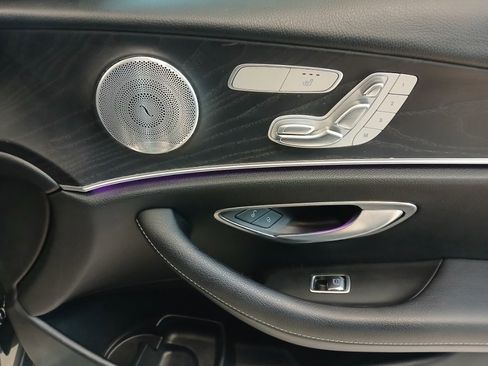 Used 2019 Mercedes-Benz E 300 4MATIC w/ Premium 1 Package image 22