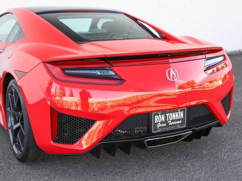 Used 2018 Acura NSX AWD/4WD image 32