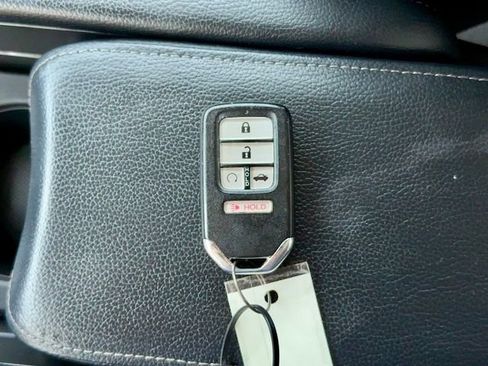 Used 2020 Honda Civic EX-L image 33