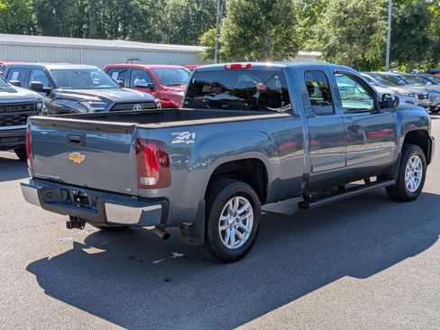 Used 2013 Chevrolet Silverado 1500 LT w/ All-Star Edition AWD/4WD image 3