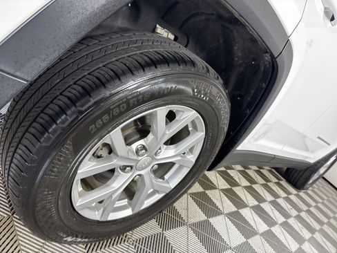 Used 2023 Jeep Grand Cherokee Limited image 33