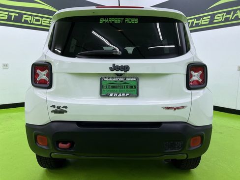 Used 2016 Jeep Renegade Trailhawk AWD/4WD image 7