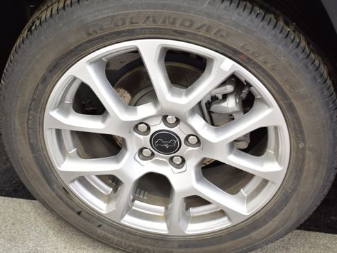 Used 2025 Jeep Compass Limited image 39