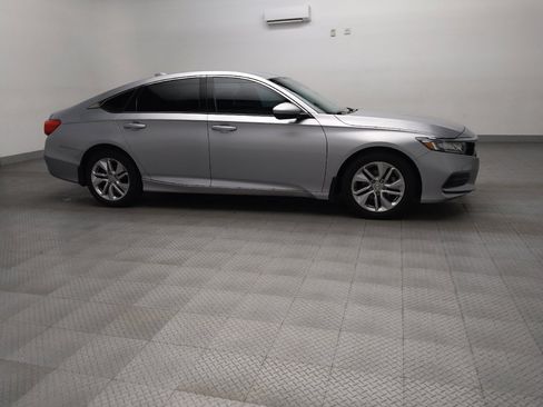 Used 2020 Honda Accord LX image 11
