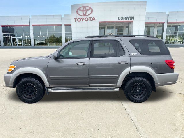 Used 2004 Toyota Sequoia SR5 w/ Preferred Pkg AWD/4WD image 2