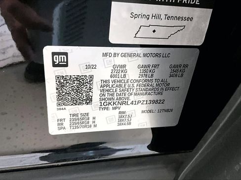 Used 2023 GMC Acadia SLE w/ Driver Convenience Package image 18