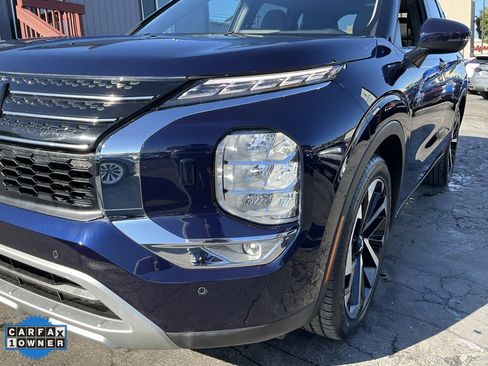 Used 2023 Mitsubishi Outlander SE image 99