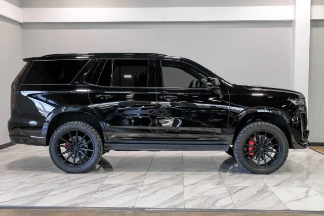 Used 2023 Cadillac Escalade V AWD/4WD image 11