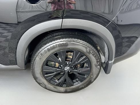 Used 2023 Nissan Rogue SV w/ SV Premium B Package AWD/4WD image 26
