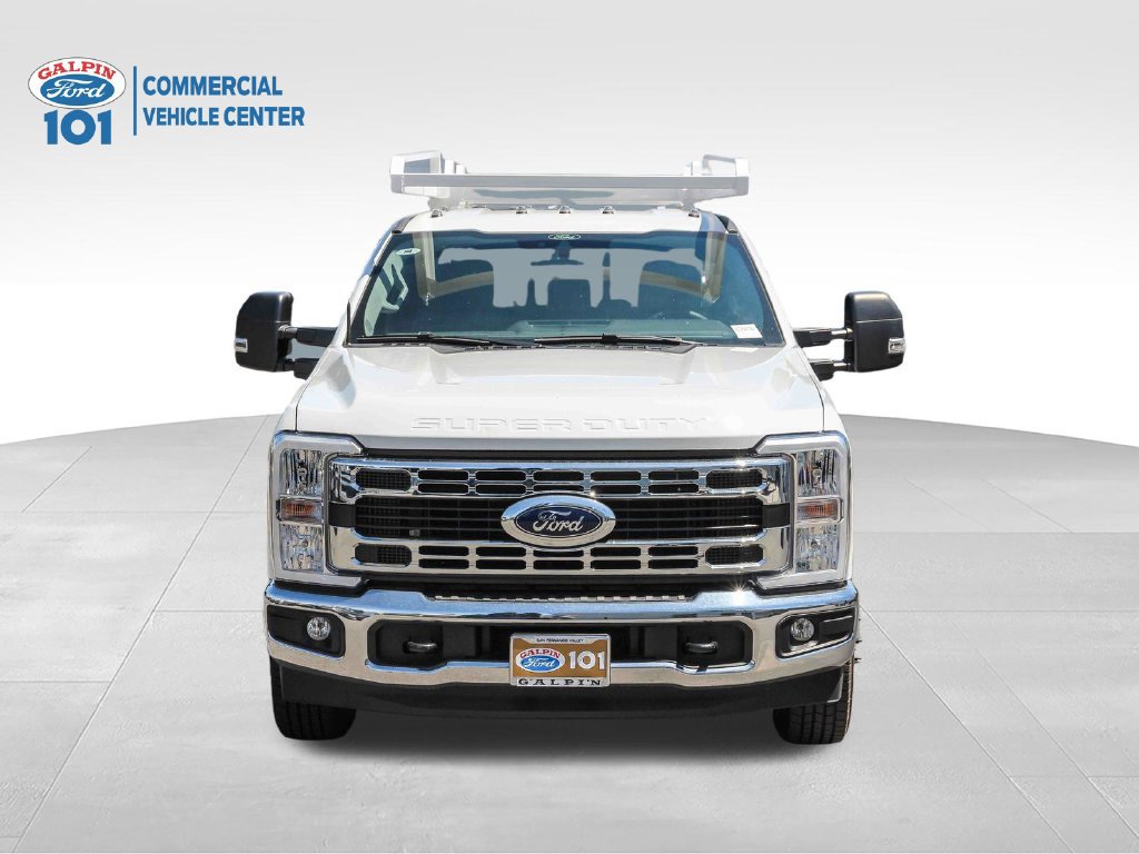 New 2025 Ford F350 XL w/ XL Chrome Package RWD image 2