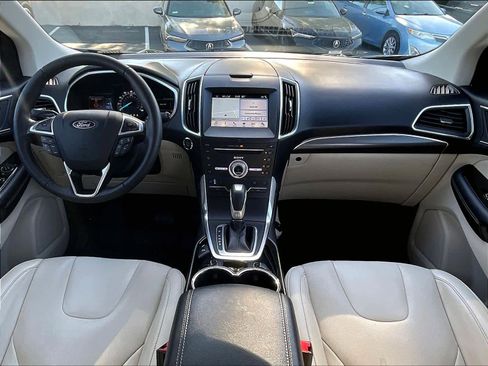 Used 2018 Ford Edge Titanium w/ Equipment Group 301A image 16