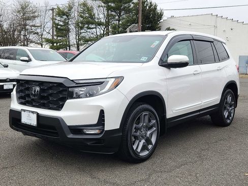 Certified 2023 Honda Passport EX-L image 3