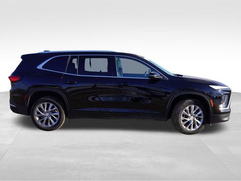 Certified 2025 Buick Enclave Preferred image 3