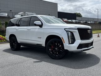 Used 2025 Cadillac Escalade V w/ LPO, ONYX Package AWD/4WD video 2