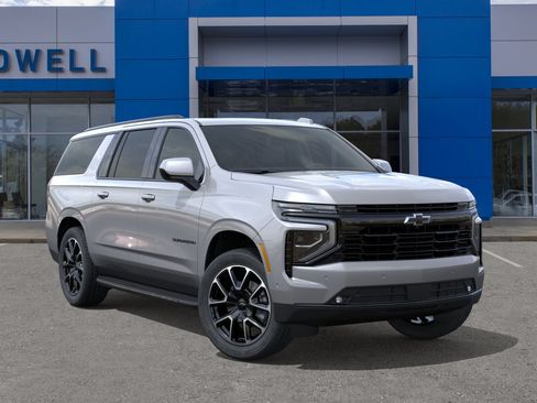 New 2026 Chevrolet Suburban RST w/ Sun And Tow Package AWD/4WD image 7