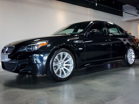 Used 2007 BMW M5 RWD image 97