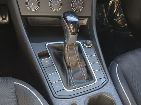 Certified 2024 Volkswagen Jetta Sport FWD image 23