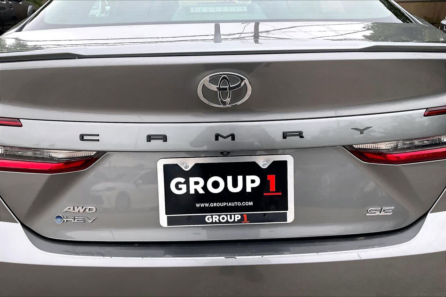 Used 2025 Toyota Camry SE w/ Convenience Package AWD/4WD image 10