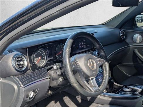 Used 2017 Mercedes-Benz E 300 image 10