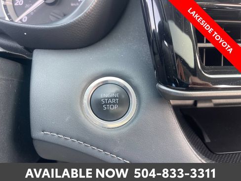 Certified 2024 Toyota Highlander XLE FWD image 37