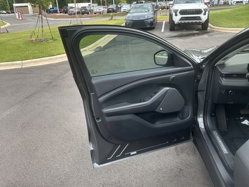 Used 2023 Ford Mustang Mach-E Premium AWD/4WD image 14