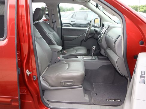 Used 2019 Nissan Frontier SL AWD/4WD image 24