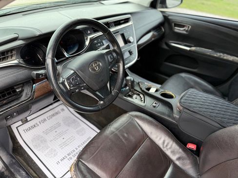 Used 2013 Toyota Avalon XLE FWD image 9