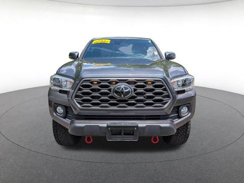 Used 2021 Toyota Tacoma TRD Off-Road w/ Technology Package AWD/4WD image 8