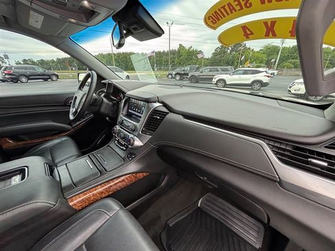Used 2017 Chevrolet Tahoe Premier AWD/4WD image 29