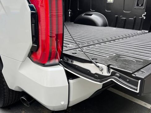 New 2026 Toyota Tundra Platinum AWD/4WD image 39