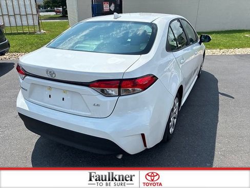 Certified 2025 Toyota Corolla LE FWD image 10