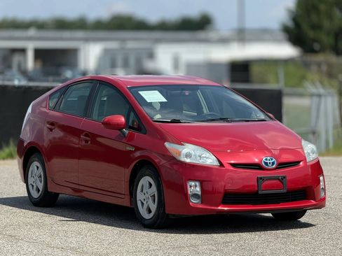 Used 2011 Toyota Prius Two FWD image 1