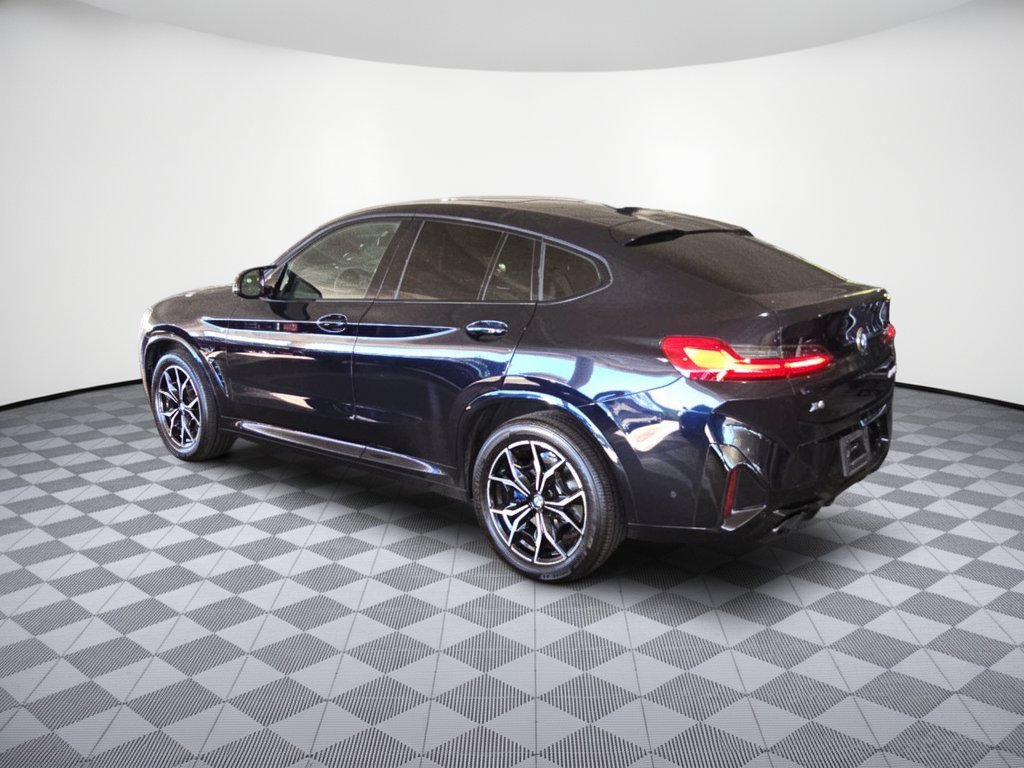 Certified 2024 BMW X4 M40i w/ Premium Package AWD/4WD image 3