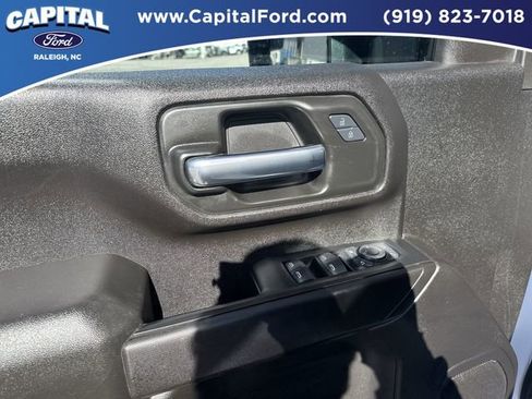 Used 2024 Chevrolet Silverado 2500 Custom w/ Custom Value Package image 21