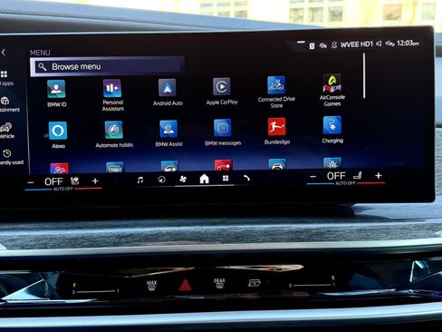 Used 2024 BMW i7 eDrive50 w/ M Sport Package image 28