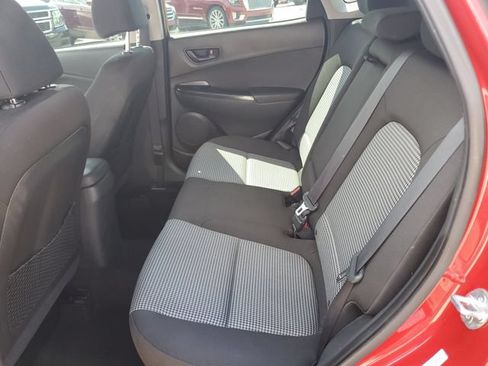 Used 2021 Hyundai Kona SE FWD image 13