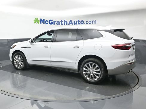 Used 2021 Buick Enclave Premium w/ Sun and Sites Package image 28