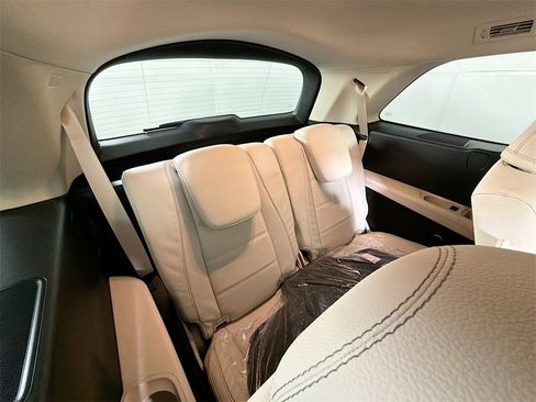 New 2026 Mercedes-Benz GLS 450 GLS 450 image 38