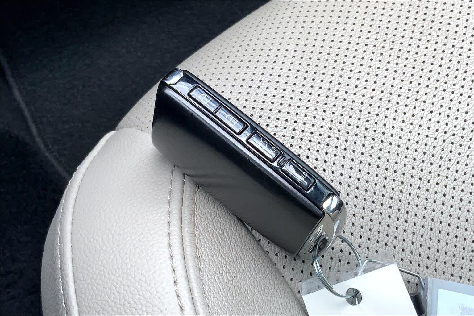 Used 2024 MAZDA CX-90 3.3 Turbo w/ Preferred Plus AWD/4WD image 15