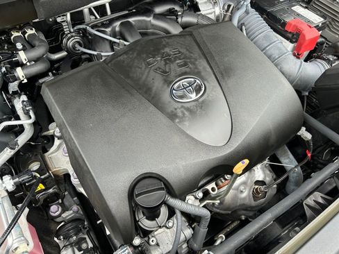 Used 2022 Toyota Highlander Platinum image 30