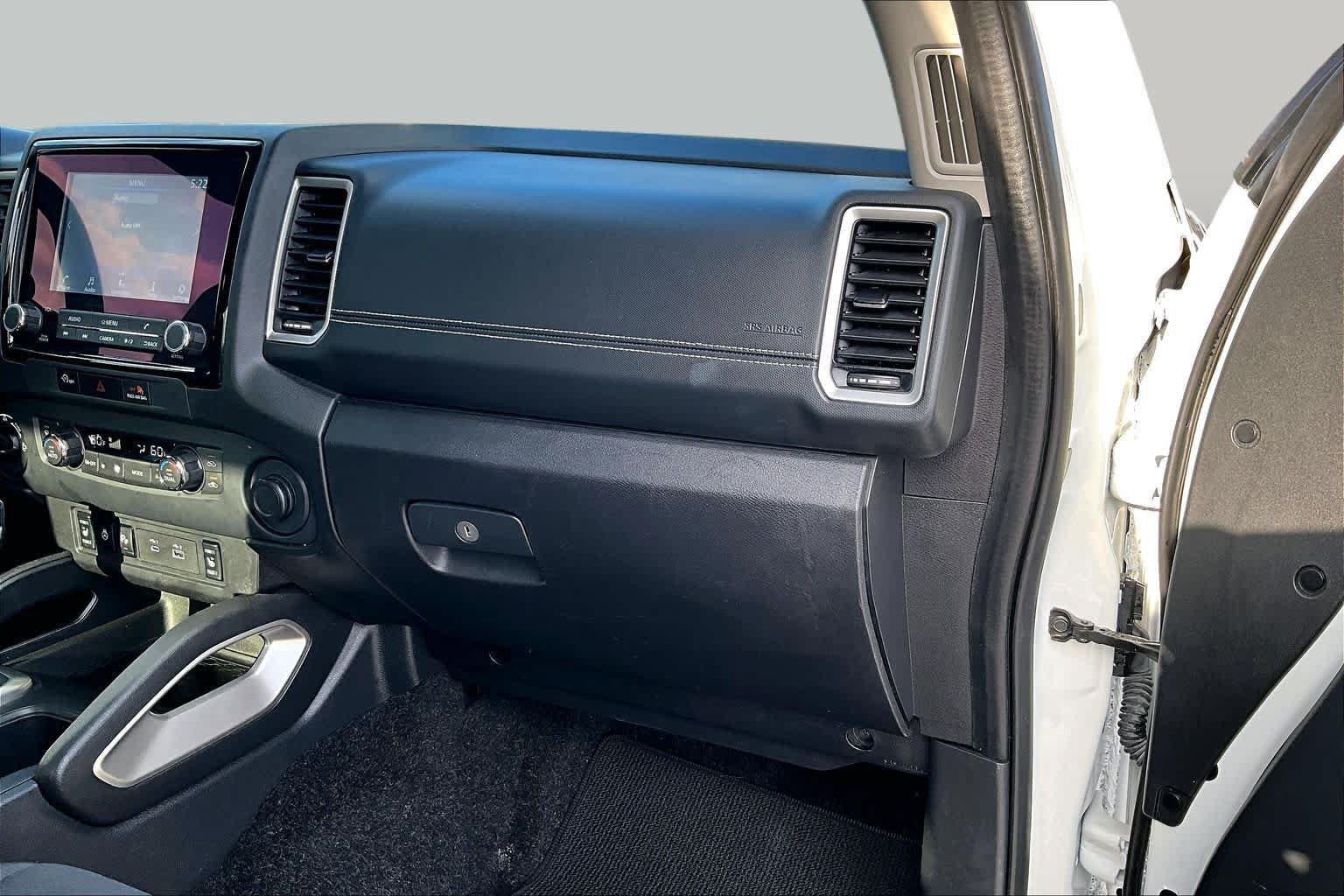 Used 2024 Nissan Frontier SV w/ SV Convenience Package AWD/4WD image 19