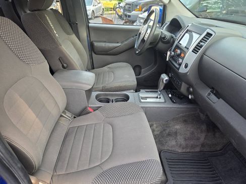 Used 2014 Nissan Frontier PRO-4X AWD/4WD image 30