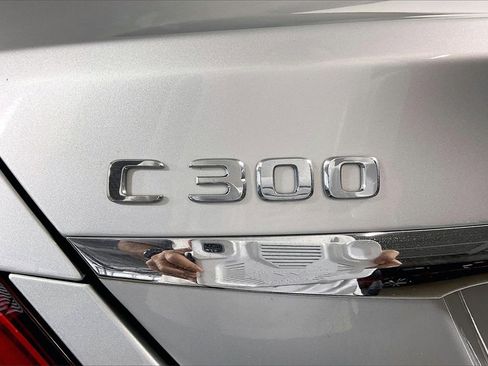 Used 2019 Mercedes-Benz C 300 Sedan image 7