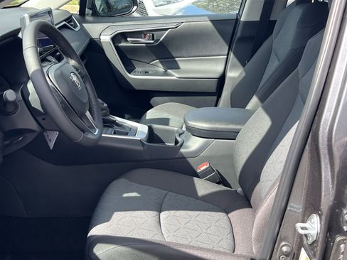 New 2025 Toyota RAV4 XLE image 7