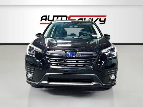 Used 2023 Subaru Forester Limited AWD/4WD image 2