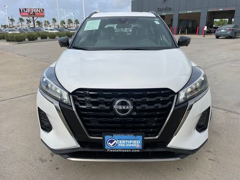 Certified 2024 Nissan Kicks SR w/ SR Premium Package FWD image 2
