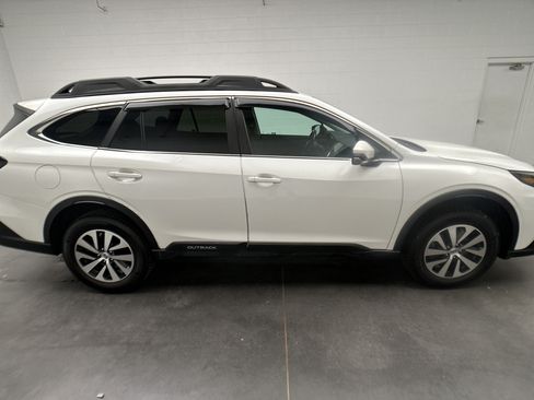 Used 2021 Subaru Outback Premium AWD/4WD image 9