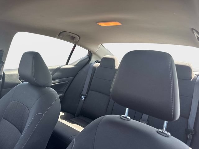 Used 2025 Nissan Altima 2.5 SV FWD image 17