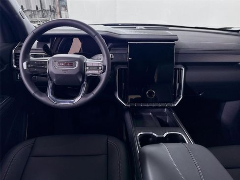 New 2026 GMC Acadia Elevation w/ Elevation Premium Package AWD/4WD image 2