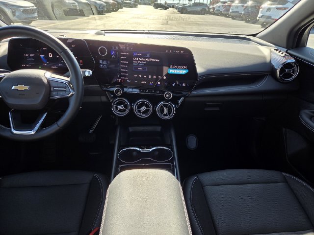 Used 2024 Chevrolet Blazer EV LT AWD/4WD image 19